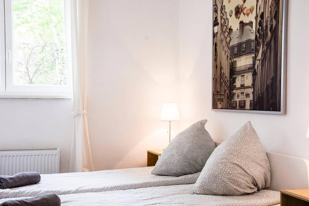 Apartment With 3 Bedroom +1.5 Bthrm +A/C In Prenzlauer Berg Berlin Dış mekan fotoğraf